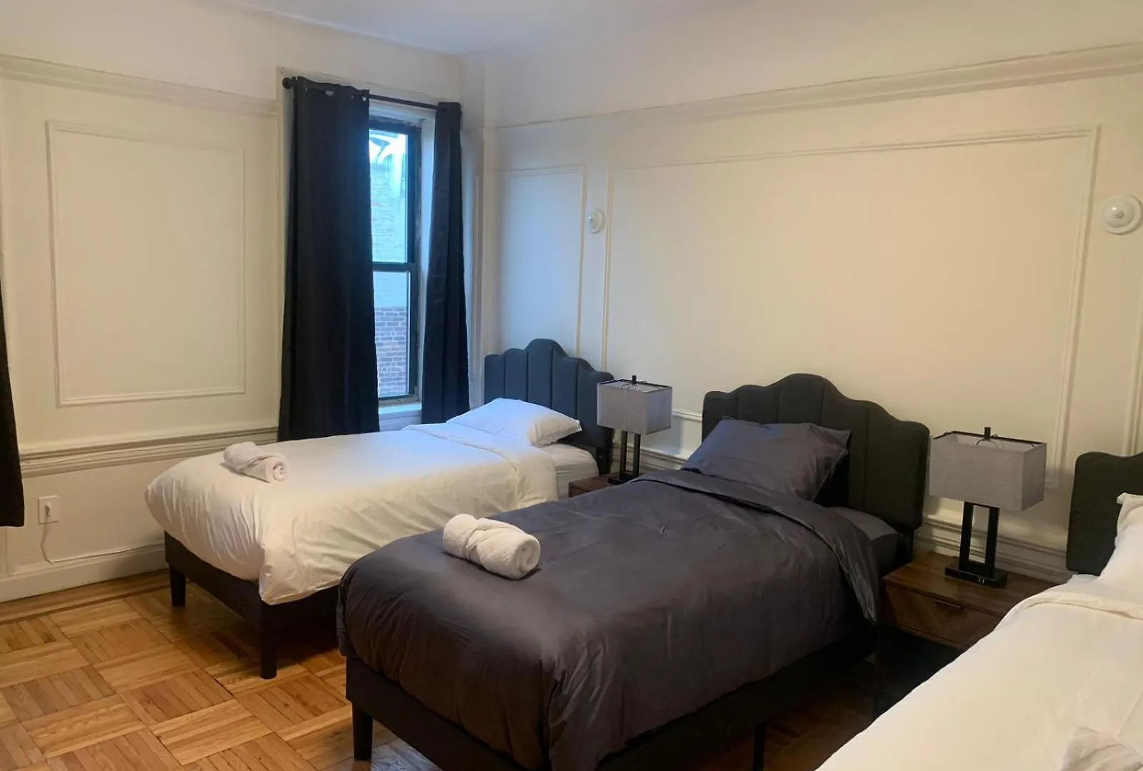 2 Bedroom Apartment D5 New York